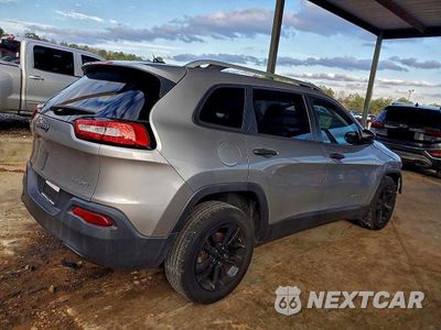 Trzecie zdjęcie samochodu z tyłu: 2015 JEEP CHEROKEE SPORT VIN:1C4PJLAB9FW637195 - miniatura