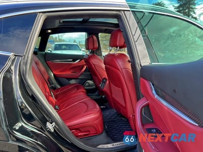 Zdjęcie 6 z 10 samochodu: 2018 MASERATI LEVANTE S LUXURY VIN:ZN661YUL8JX277691 - miniatura
