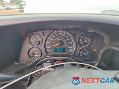 Zdjęcie 9 z 13 samochodu: 2005 CHEVROLET EXPRESS G3500 VIN:1GCHG39U951239781 - miniatura