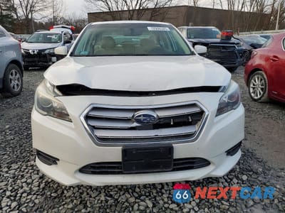 Piąte zdjęcie samochodu w środku: 2017 SUBARU LEGACY 2.5I PREMIUM VIN:4S3BNAD65H3008345 - miniatura