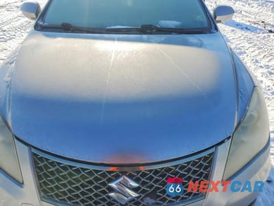 Zdjęcie 11 z 11 samochodu: 2010 SUZUKI KIZASHI SLS VIN:JS2RE9A78A6100568 - miniatura