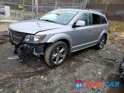 2017 DODGE JOURNEY CROSSROAD 3C4PDCGB2HT579261 - główne zdjęcie licytacji z USA - miniatura