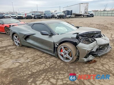 Czwarte zdjęcie samochodu z boku: 2024 CHEVROLET CORVETTE STINGRAY 1LT VIN:1G1YA3D45R5103938 - miniatura