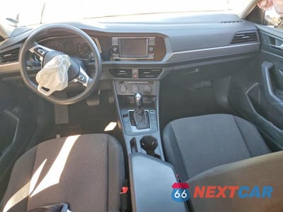 Zdjęcie 8 z 11 samochodu: 2020 VOLKSWAGEN JETTA S VIN:3VWC57BU1LM085436 - miniatura