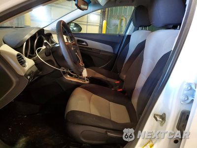 Zdjęcie 7 z 12 samochodu: 2014 CHEVROLET CRUZE LS VIN:1G1PA5SH8E7285887 - miniatura
