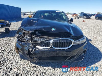 Piąte zdjęcie samochodu w środku: 2025 BMW 330I VIN:3MW69CW03S8F48296 - miniatura