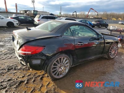 Trzecie zdjęcie samochodu z tyłu: 2018 MERCEDES-BENZ SLC 300 VIN:WDDPK3JA4JF154457 - miniatura