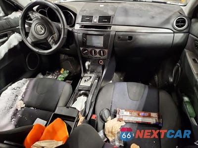 Zdjęcie 8 z 12 samochodu: 2008 MAZDA 3 HATCHBACK VIN:JM1BK343781812135 - miniatura