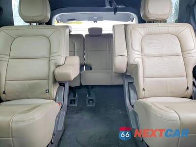 Zdjęcie 10 z 13 samochodu: 2023 LINCOLN NAVIGATOR RESERVE VIN:5LMJJ2LGXPEL10846 - miniatura