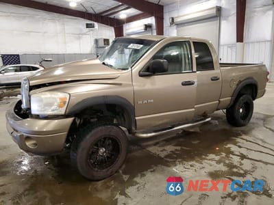 2008 DODGE RAM 1500 1D7HU18N78J184135 - główne zdjęcie licytacji z USA - miniatura