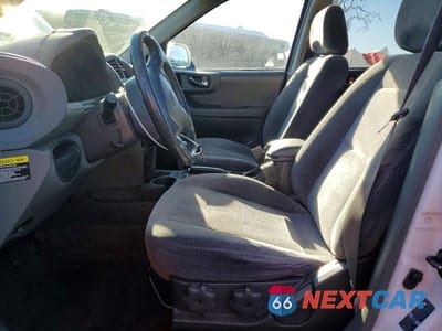 Zdjęcie 7 z 12 samochodu: 2003 HYUNDAI SANTA FE GLS VIN:KM8SC13D03U478013 - miniatura