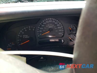 Zdjęcie 9 z 11 samochodu: 2003 CHEVROLET SILVERADO FLATBED TRUCK VIN:1GBJC34U03E304919 - miniatura