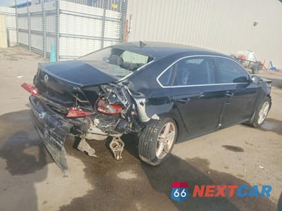Trzecie zdjęcie samochodu z tyłu: 2013 VOLKSWAGEN PASSAT SE VIN:1VWBP7A33DC064010 - miniatura