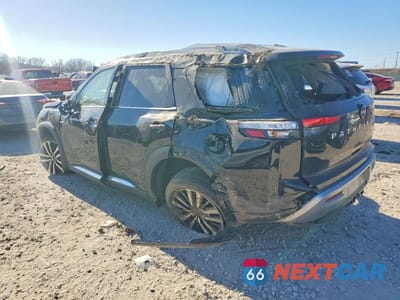 Drugie zdjęcie samochodu z przodu: 2025 NISSAN PATHFINDER PLATINUM VIN:5N1DR3DK9SC235109 - miniatura