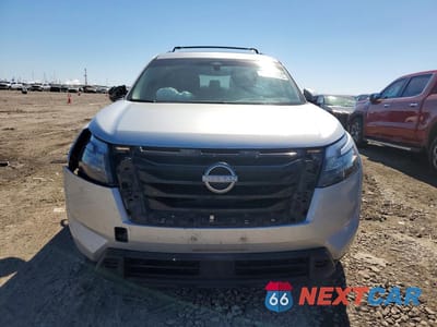 Piąte zdjęcie samochodu w środku: 2024 NISSAN PATHFINDER SV VIN:5N1DR3BB0RC273924 - miniatura