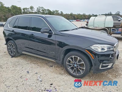 Czwarte zdjęcie samochodu z boku: 2018 BMW X5 XDRIVE35I VIN:5UXKR0C55JL076902 - miniatura
