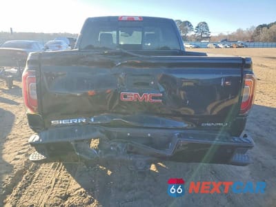 Zdjęcie 6 z 11 samochodu: 2018 GMC SIERRA K1500 DENALI VIN:3GTU2PEJ0JG433823 - miniatura