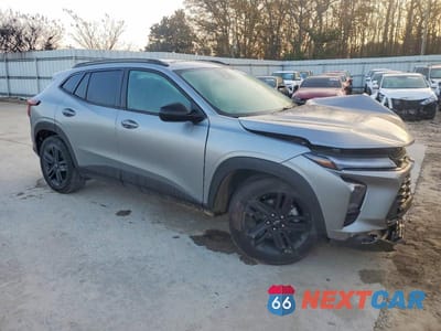 Czwarte zdjęcie samochodu z boku: 2024 CHEVROLET TRAX ACTIV VIN:KL77LKE2XRC166983 - miniatura