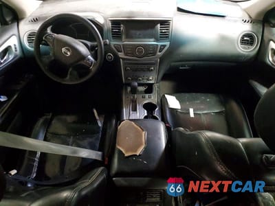 Zdjęcie 8 z 12 samochodu: 2017 NISSAN PATHFINDER S VIN:5N1DR2MN7HC910291 - miniatura