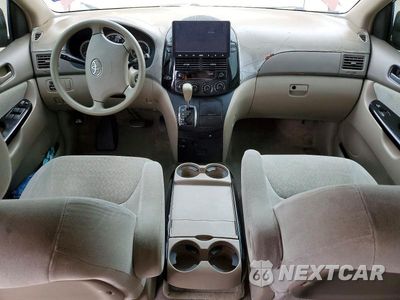 Zdjęcie 8 z 12 samochodu: 2005 TOYOTA SIENNA CE VIN:5TDZA23C95S372477 - miniatura