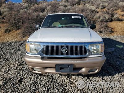Piąte zdjęcie samochodu w środku: 2000 MERCURY MOUNTAINEER VIN:4M2ZU86P5YUJ33690 - miniatura