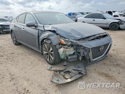 Czwarte zdjęcie samochodu z boku: 2019 NISSAN ALTIMA SV VIN:1N4BL4DV0KC166524 - miniatura