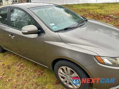 2010 KIA FORTE EX KNAFU4A28A5837795 - główne zdjęcie licytacji z USA - miniatura