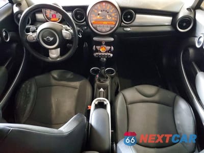 Zdjęcie 8 z 13 samochodu: 2008 MINI COOPER S VIN:WMWMF73538TV38523 - miniatura