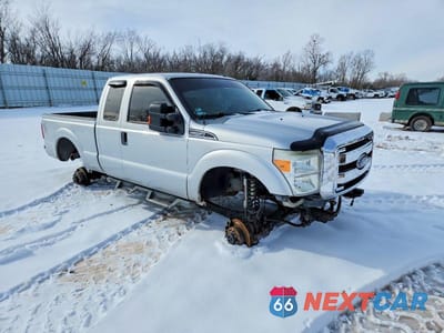 Czwarte zdjęcie samochodu z boku: 2014 FORD F250 SUPER DUTY VIN:1FT7X2B69EEB03189 - miniatura