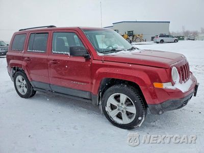 Czwarte zdjęcie samochodu z boku: 2012 JEEP PATRIOT LATITUDE VIN:1C4NJPFA4CD632024 - miniatura