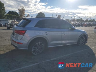 Trzecie zdjęcie samochodu z tyłu: 2019 AUDI SQ5 PRESTIGE VIN:WA1C4AFYXK2000903 - miniatura