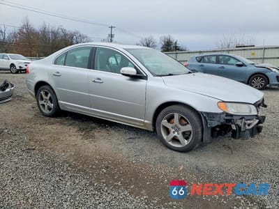 Czwarte zdjęcie samochodu z boku: 2010 VOLVO S80 VIN:YV1992AHXA1132413 - miniatura