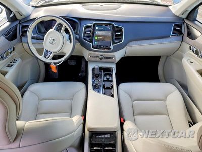 Zdjęcie 8 z 13 samochodu: 2023 VOLVO XC90 PLUS VIN:YV4062PN2P1926672 - miniatura
