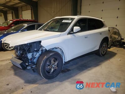 2023 BMW X1 XDRIVE28I WBX73EF01P5W65113 - główne zdjęcie licytacji z USA - miniatura