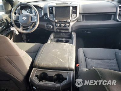 Zdjęcie 8 z 13 samochodu: 2024 RAM 1500 BIG HORN/LONE STAR VIN:1C6RRFFGXRN227949 - miniatura