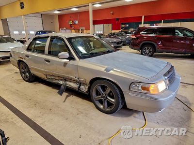 Czwarte zdjęcie samochodu z boku: 2008 MERCURY GRAND MARQUIS LS VIN:2MEFM75V98X609370 - miniatura