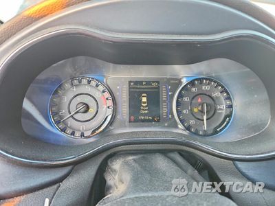 Zdjęcie 9 z 12 samochodu: 2015 CHRYSLER 200 S VIN:1C3CCCBB2FN635564 - miniatura