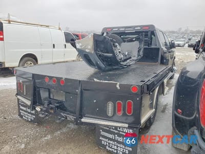 Trzecie zdjęcie samochodu z tyłu: 2024 RAM 3500 FLATBED TRUCK VIN:3C7WRTCL0RG309101 - miniatura