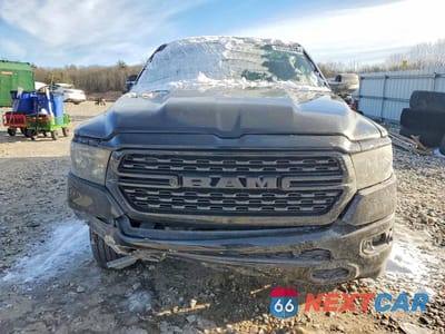 Piąte zdjęcie samochodu w środku: 2022 RAM 1500 BIG HORN/LONE STAR VIN:1C6SRFBT0NN137059 - miniatura