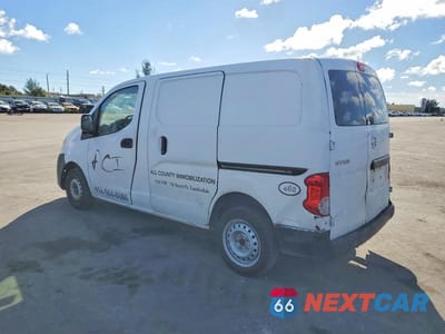 Drugie zdjęcie samochodu z przodu: 2015 NISSAN NV VIN:3N6CM0KN8GK699405 - miniatura