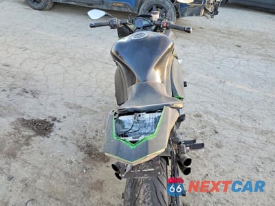 Zdjęcie 6 z 8 samochodu: 2015 KAWASAKI ZX1000 VIN:JKAZXCM16FA005305 - miniatura