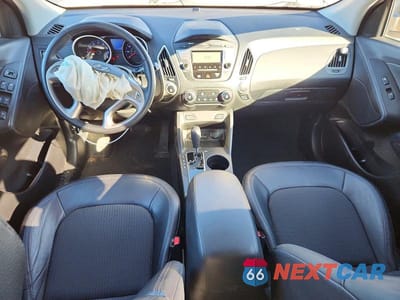 Zdjęcie 8 z 12 samochodu: 2013 HYUNDAI TUCSON GLS VIN:KM8JU3AC3DU726321 - miniatura
