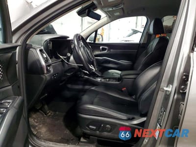 Zdjęcie 7 z 12 samochodu: 2023 KIA SORENTO EX VIN:KNDRHDLG3P5130268 - miniatura