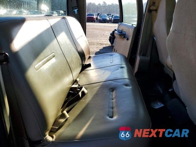 Zdjęcie 10 z 11 samochodu: 2006 FORD F250 SUPER DUTY VIN:1FTSW21526ED94769 - miniatura