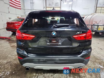 Zdjęcie 6 z 13 samochodu: 2018 BMW X1 XDRIVE28I VIN:WBXHT3C31J5F92200 - miniatura