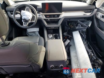 Zdjęcie 8 z 14 samochodu: 2025 FORD EXPLORER ACTIVE VIN:1FMUK8DH4SGB57837 - miniatura