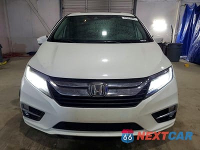 Piąte zdjęcie samochodu w środku: 2018 HONDA ODYSSEY ELITE VIN:5FNRL6H94JB008092 - miniatura