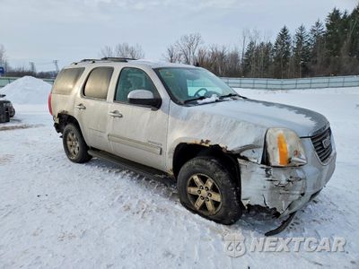 Czwarte zdjęcie samochodu z boku: 2011 GMC YUKON SLE VIN:1GKS2AE0XBR261480 - miniatura
