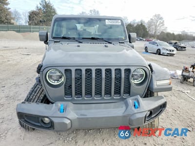 Piąte zdjęcie samochodu w środku: 2021 JEEP WRANGLER UNLIMITED SAHARA 4XE VIN:1C4JJXP67MW862185 - miniatura