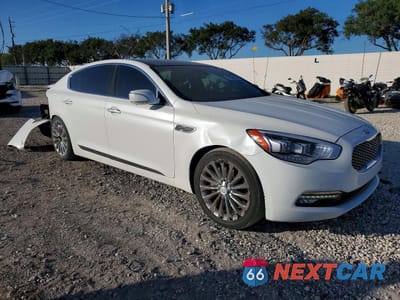 Czwarte zdjęcie samochodu z boku: 2017 KIA K900 VIN:KNALW4D41H6035605 - miniatura